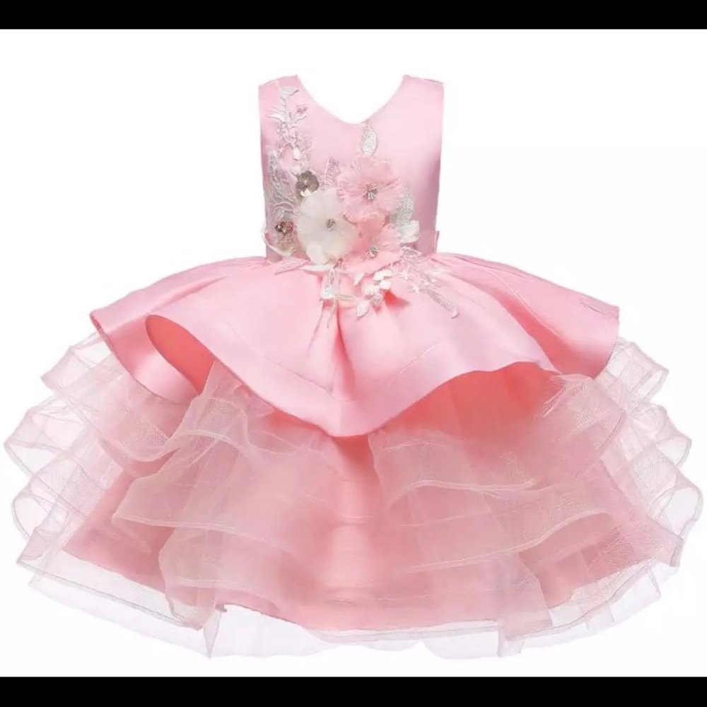 Kids party dress brand new size 4-5 years